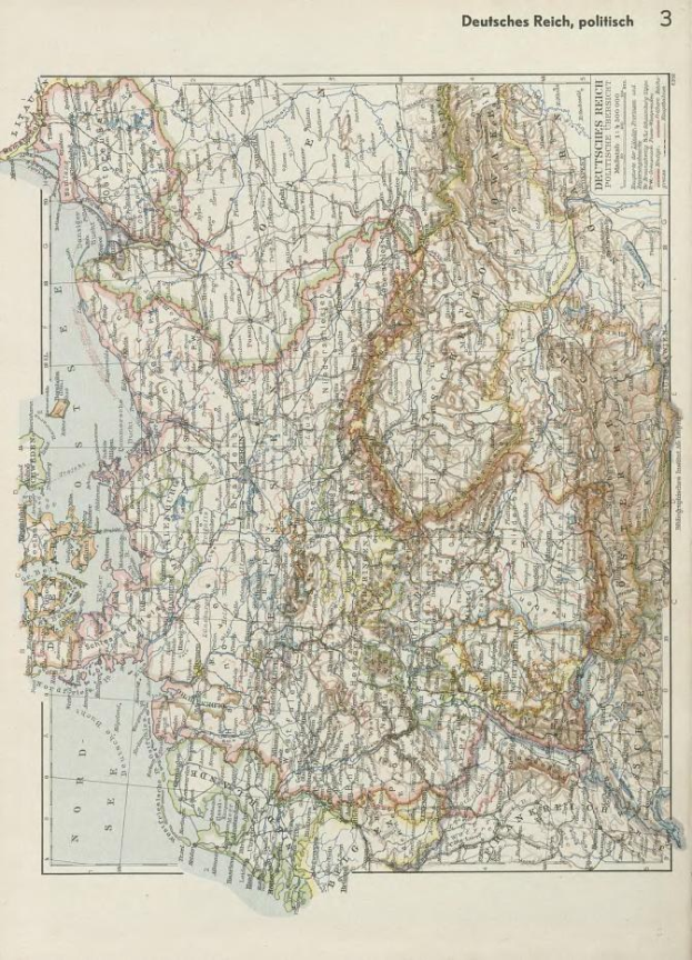 Eine 19. Jahrhundert-Karte von Deutschland, die die politischen Teilungen zeigt, auf altem Papier mit Text oben und unten gedruckt.