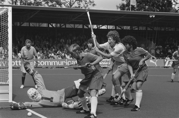 Kanadische Frauen gehen Druck vor der Flag Football Weltmeisterschaft auf die Schultern