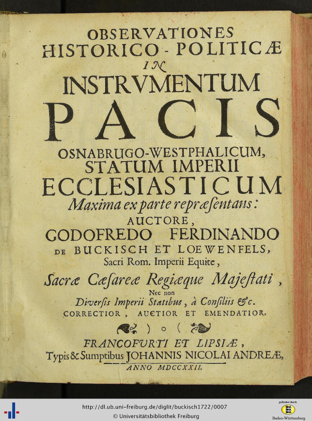Altes Buch mit dem Titel "Beobachtungen Historico-Politica in Instrumentum Pacis" aufgeklappt mit schwarzer Tinte geschriebenem Text umgeben von einem dekorativen Rahmen.